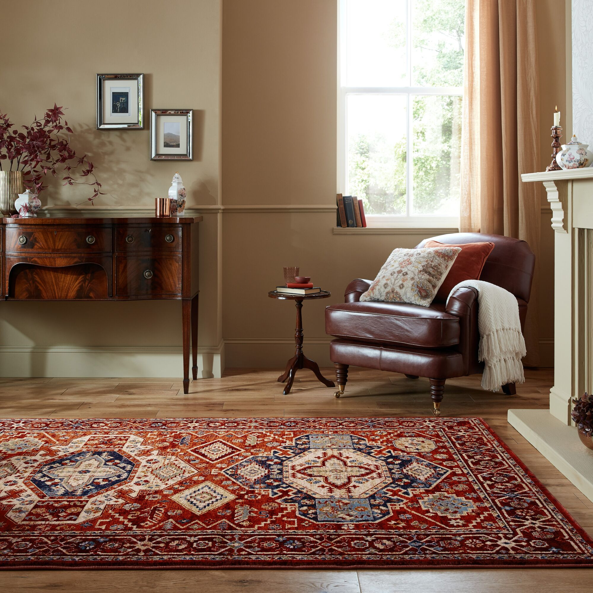 Kusový koberec Sincerity Royale Gillingham Red – pohled z galerie