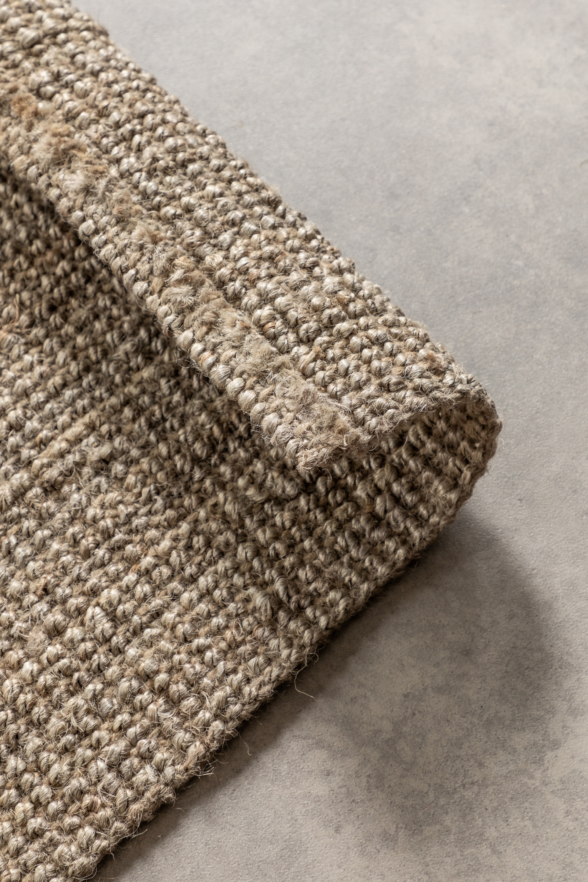 Kusový koberec Bouclé Jute 105975 Grey Brown – detail z galerie