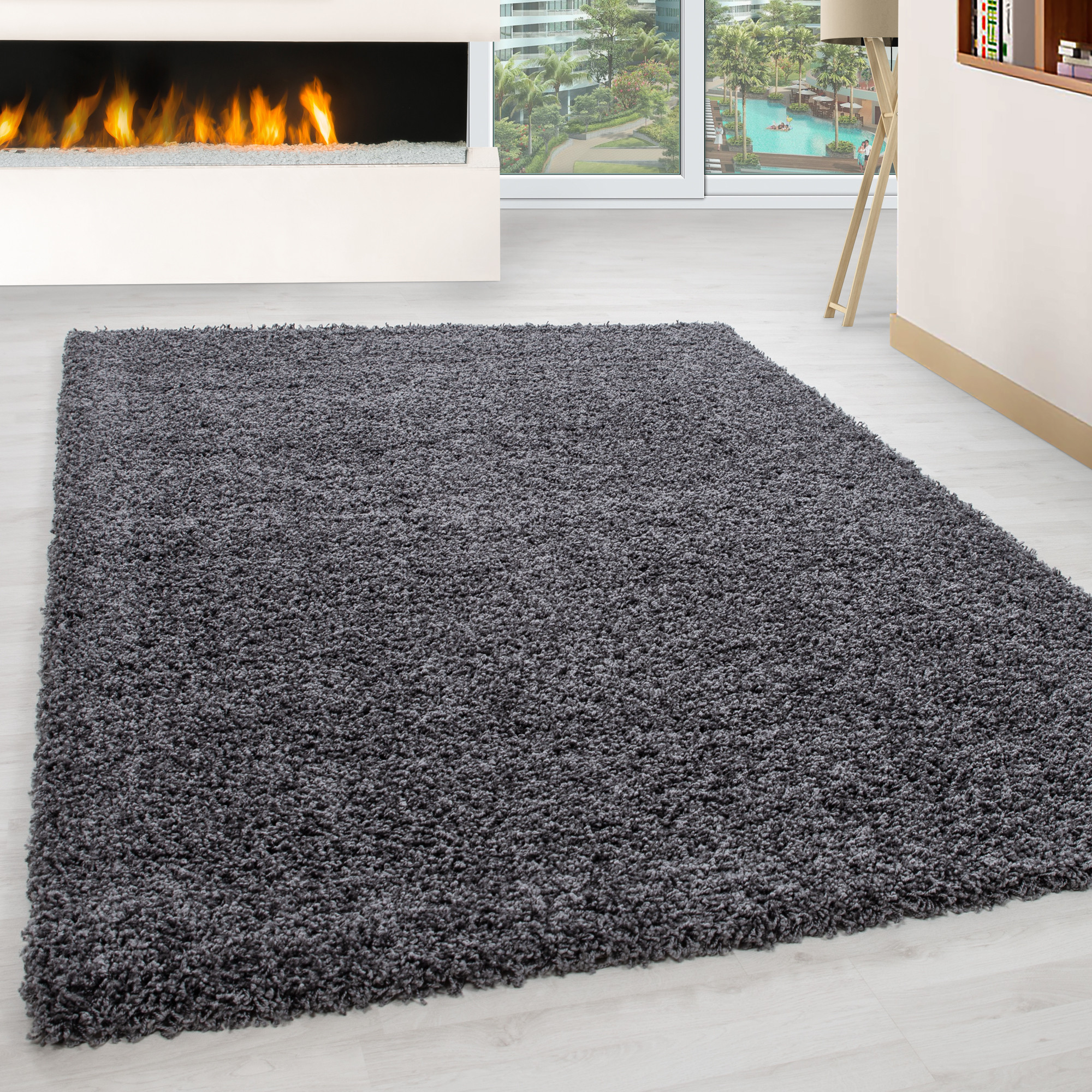 Kusový koberec Life Shaggy 1500 grey – pohled z galerie