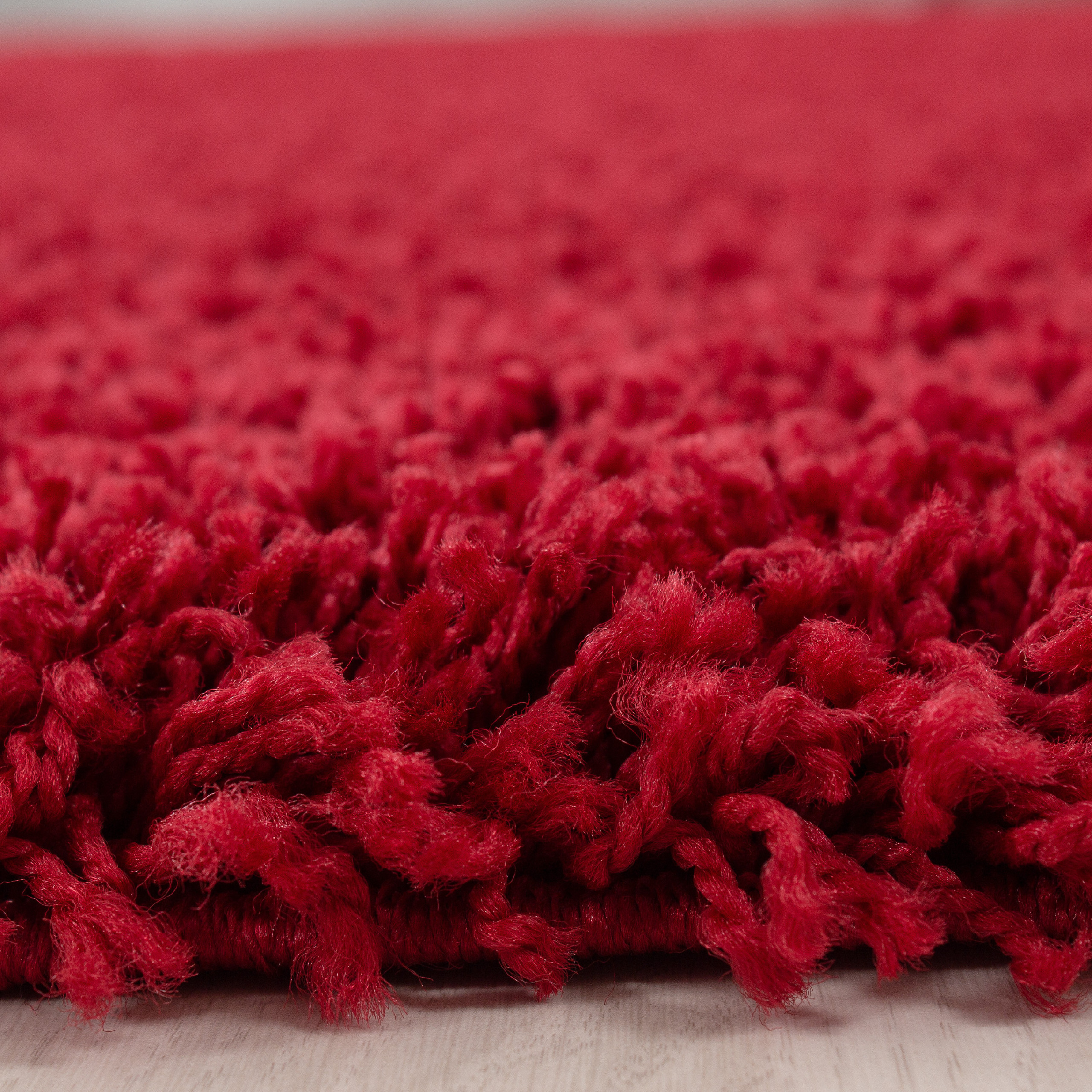 Kusový koberec Life Shaggy 1500 red kruh – detail z galerie