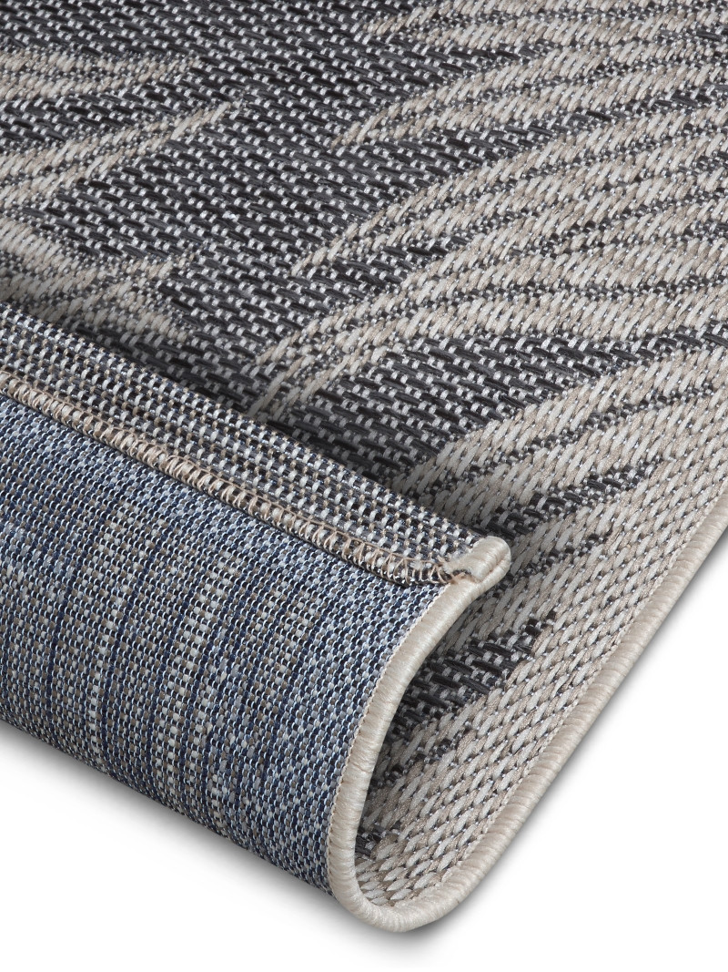 Kusový koberec Clyde 105907 Paru Grey Cream – na ven i na doma – detail z galerie